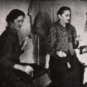 185 A.F. Etnografia, Prządki z Jodłowej przed 1939 r.