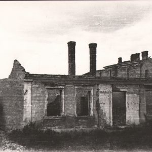 257 afh ruiny przy obecnej ul. słowackiego 1945 r.