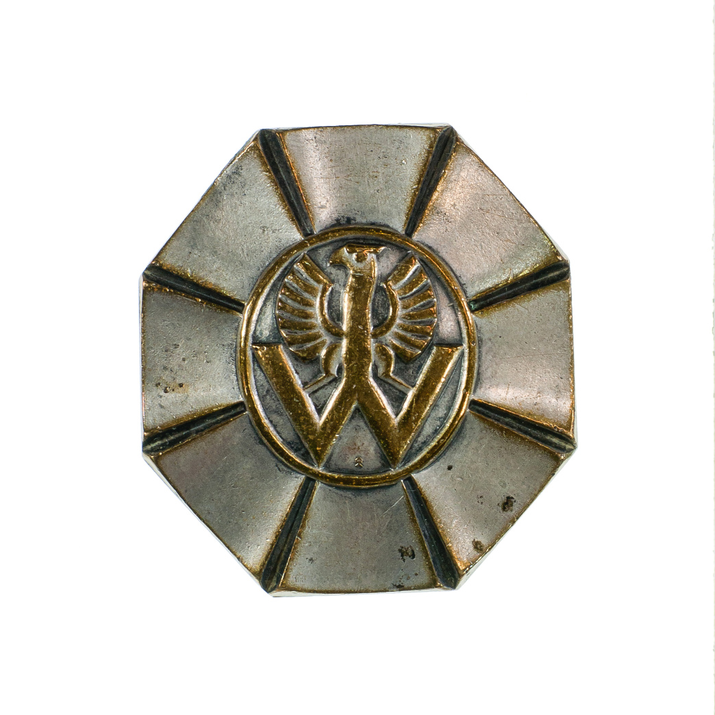 2964 ah odznaka pamiątkow więźniów ideowych, pocz xx w. mosiądz srebrzony, 2,4x3,2 cm
