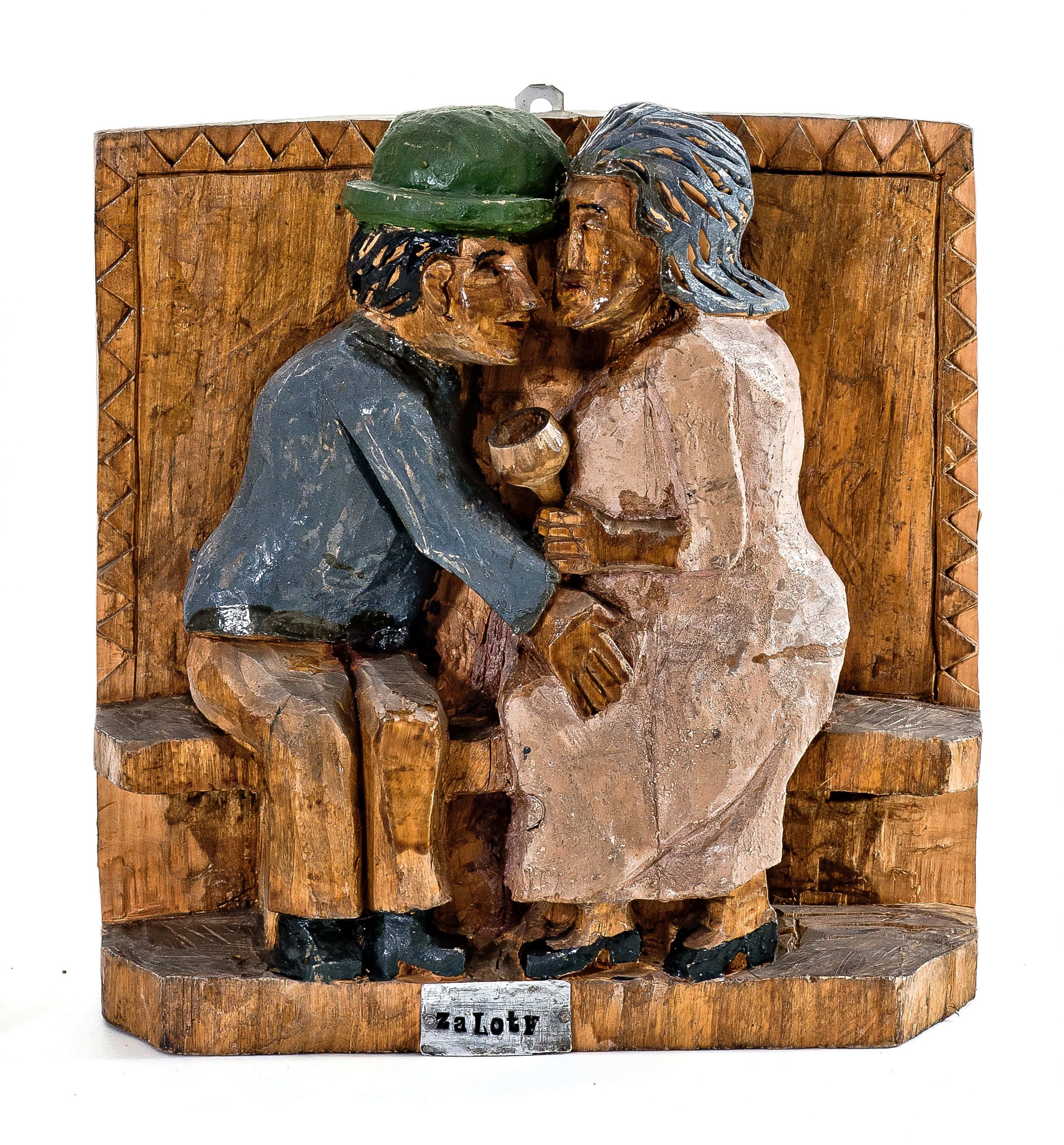 299 etnografia - zaloty, rzeźba autorstwa władysława chajca z kamienicy górnej, 1969 r., wys. 24 cm, szer. 23 cm, gł. 9 cm.