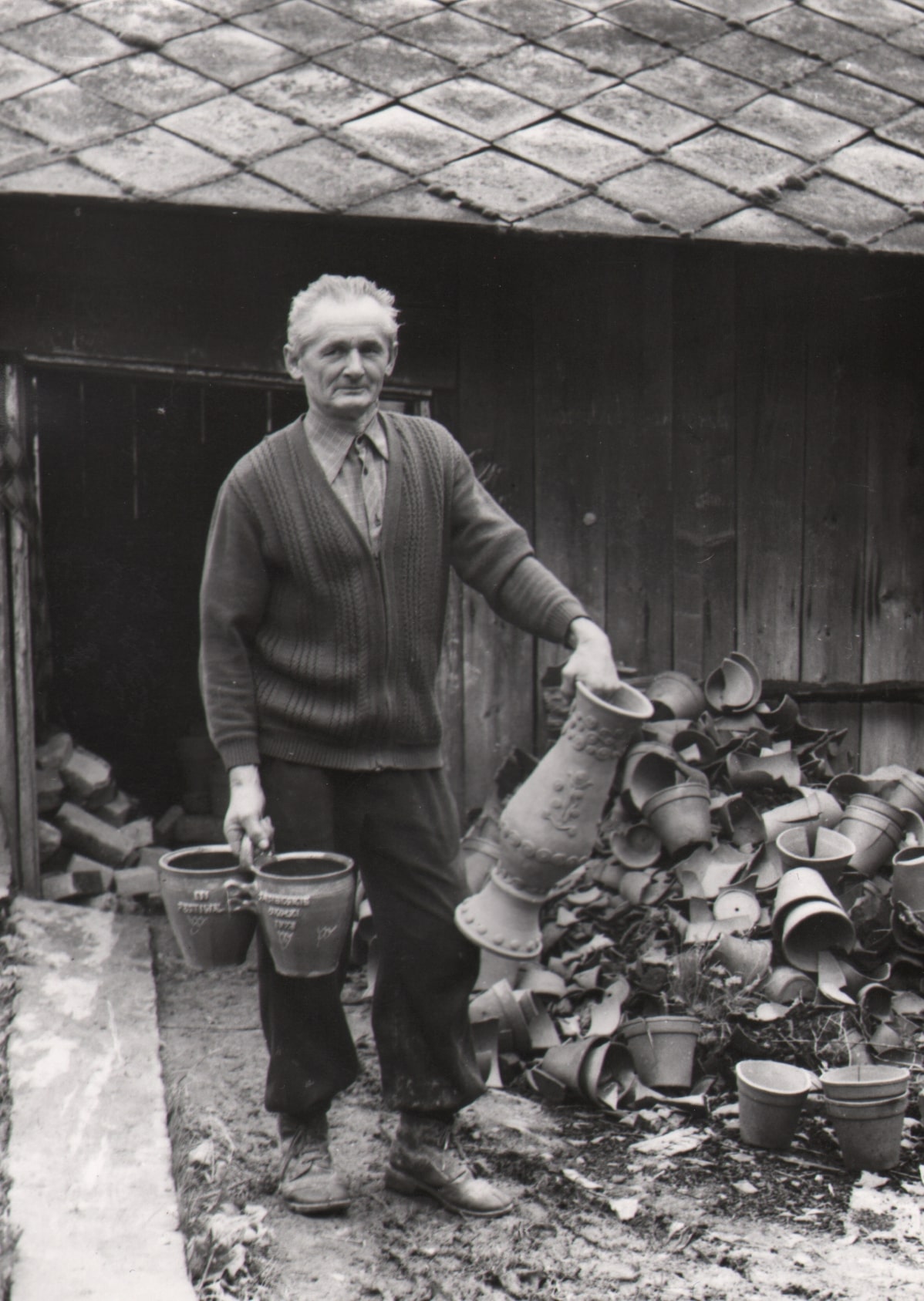 430 A.F. Etnografia, Roman Zaprzałka, garncarz z Rzepiennika Biskupiego, 1978r.