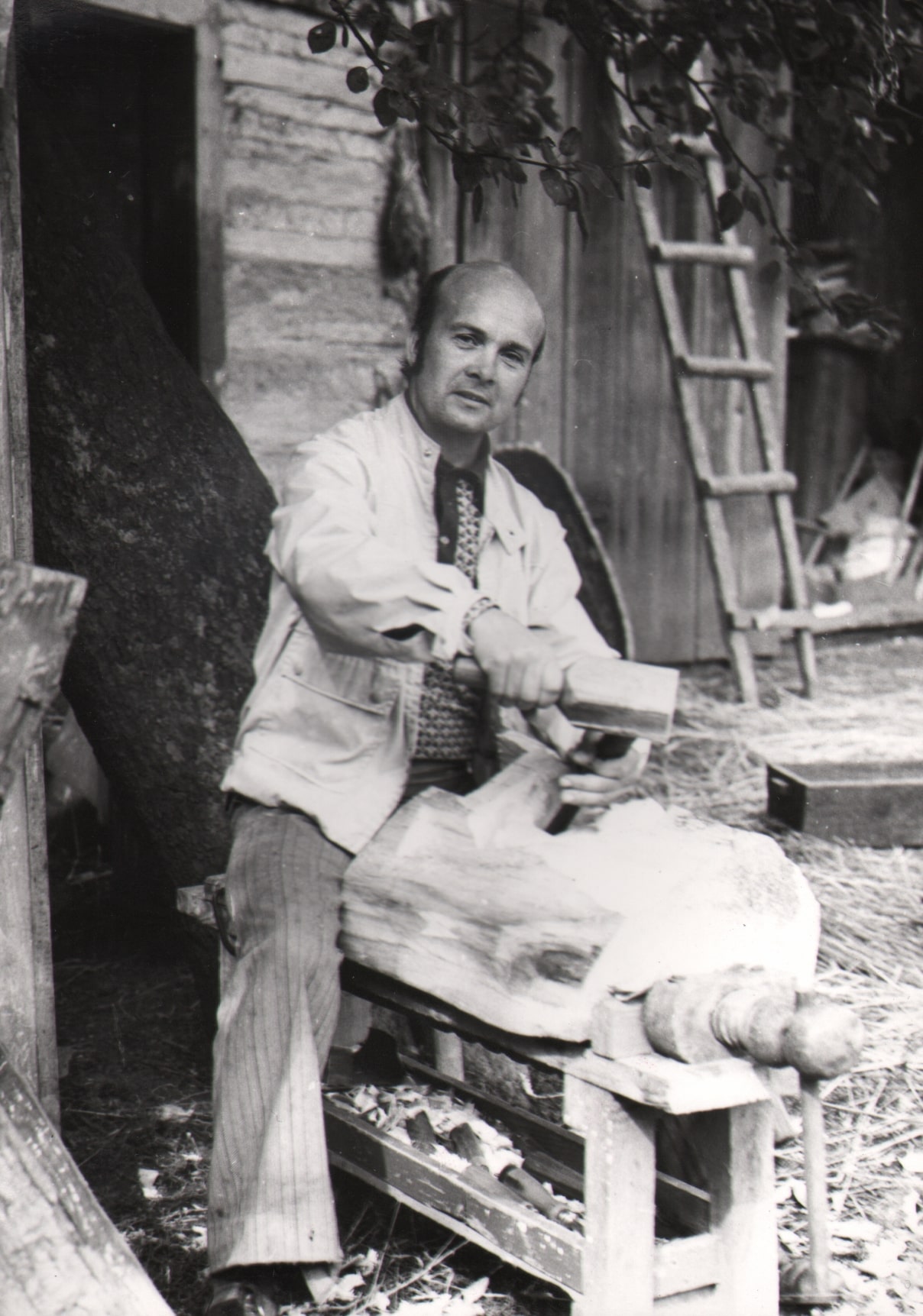 432 A.F. Etnografia, Rzeźbiarz Antoni Bolek z Załęża, 1978 r.