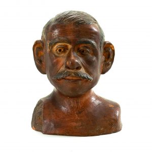 494 etnografia - głowa garncarza, l. laskowski, kołaczyce, 1920 r., wys. 15 cm., gł. 7,5 cm, szer. 11,5 cm