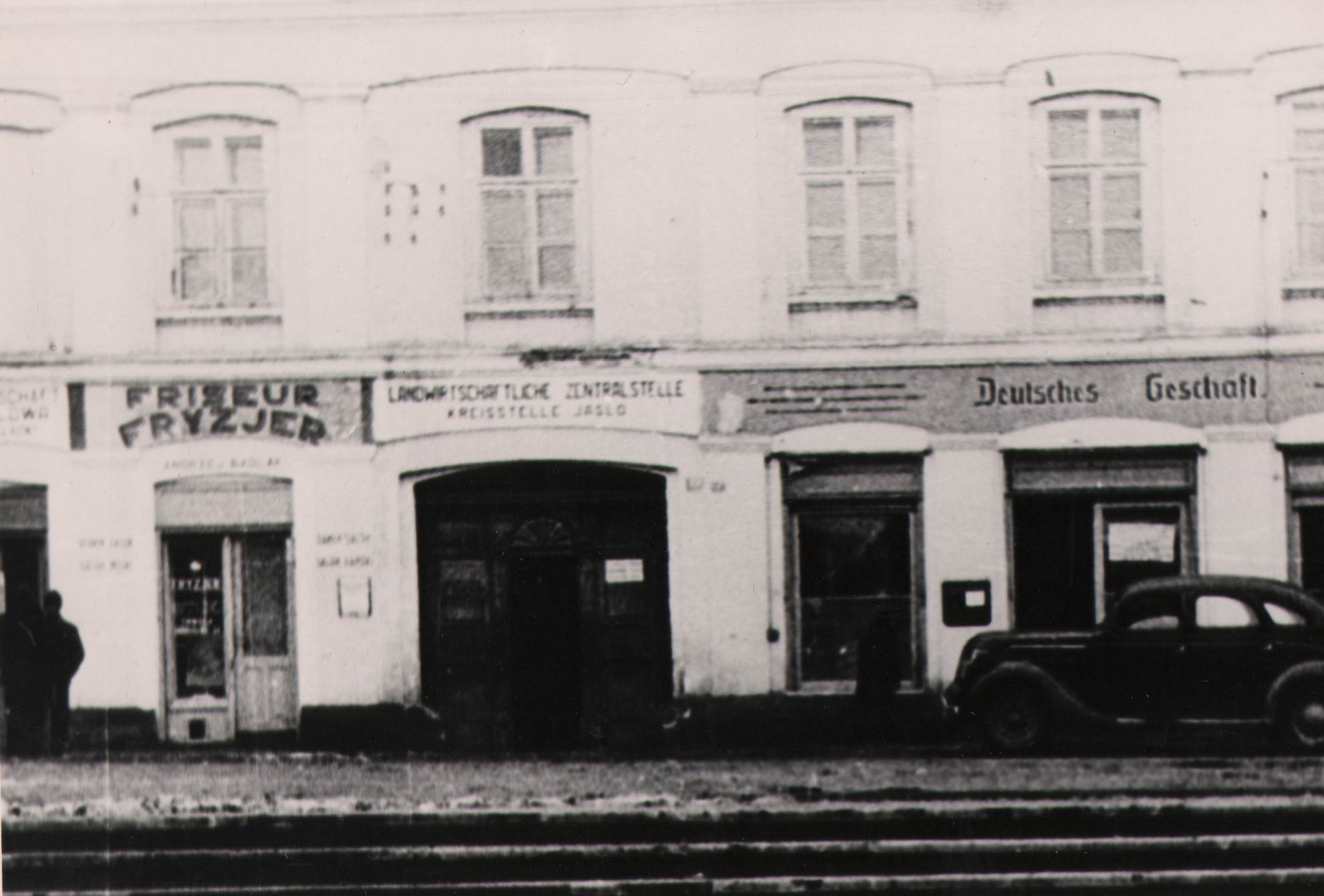 69 af jasło podczas okupacji, rynek strona zachodnia, dom leżonia 1939-1940.