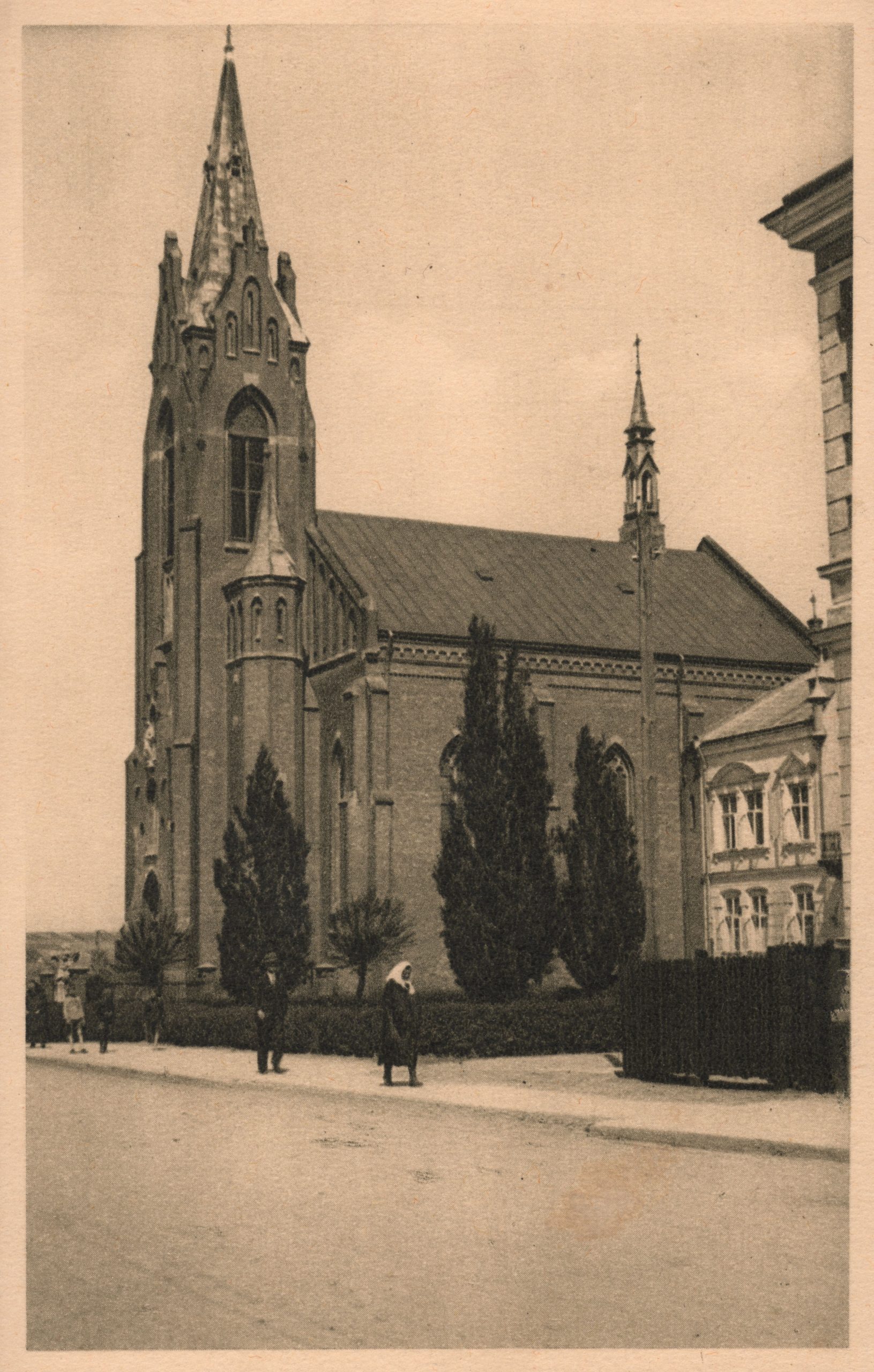 2541 afh pocztówka jasło, kościół oo franciszkanów, widok z pierwszej połowy xx w.