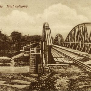 281 afh jasło-niegłowice, most kolejowy na rzece wisłoce z widokiem na rafinerię w niegłowicach, pocztówka z pocz. xx w.