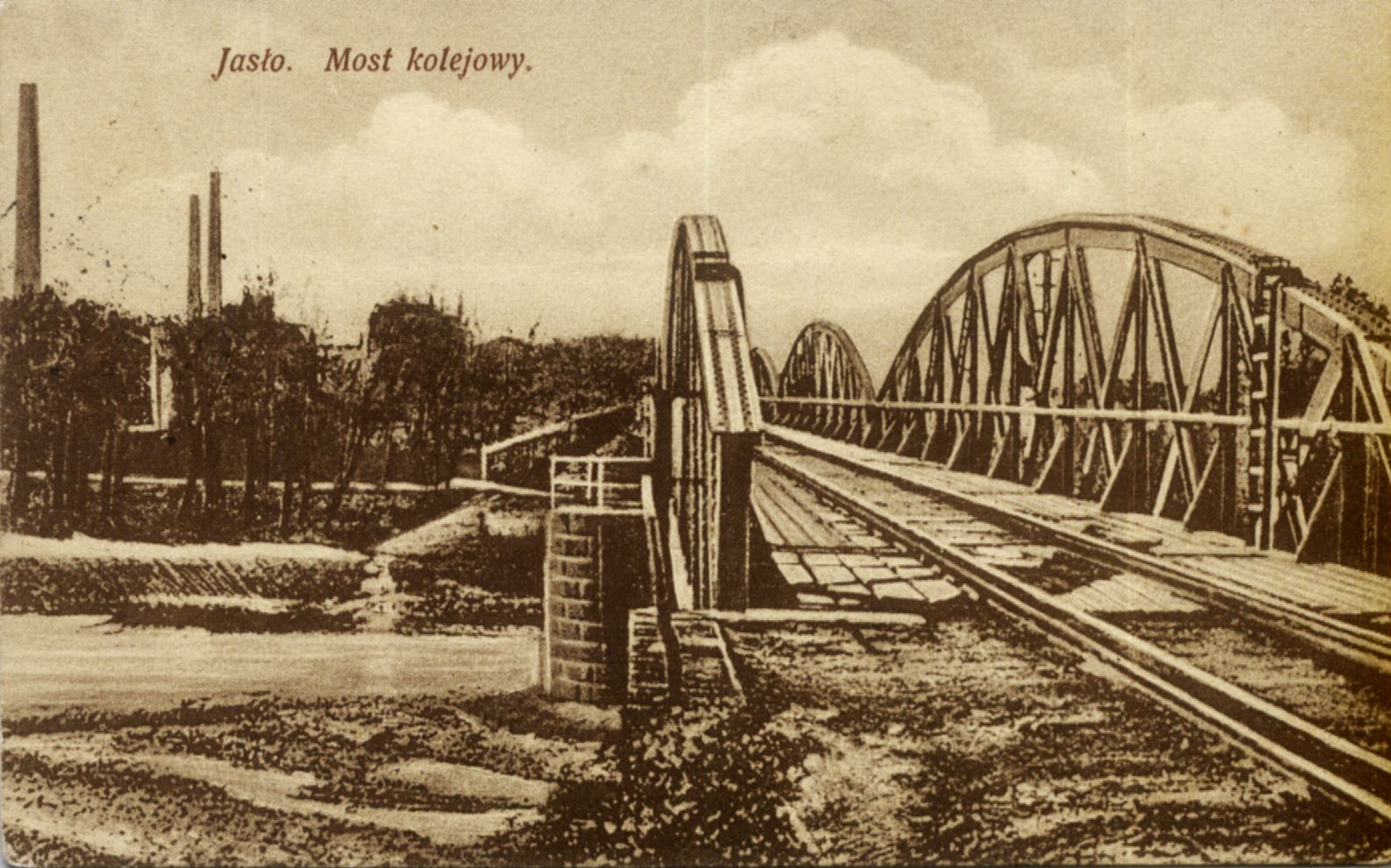 281 afh jasło-niegłowice, most kolejowy na rzece wisłoce z widokiem na rafinerię w niegłowicach, pocztówka z pocz. xx w.