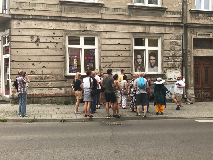jasielskie wakacyjne spacery z przewodnikiem