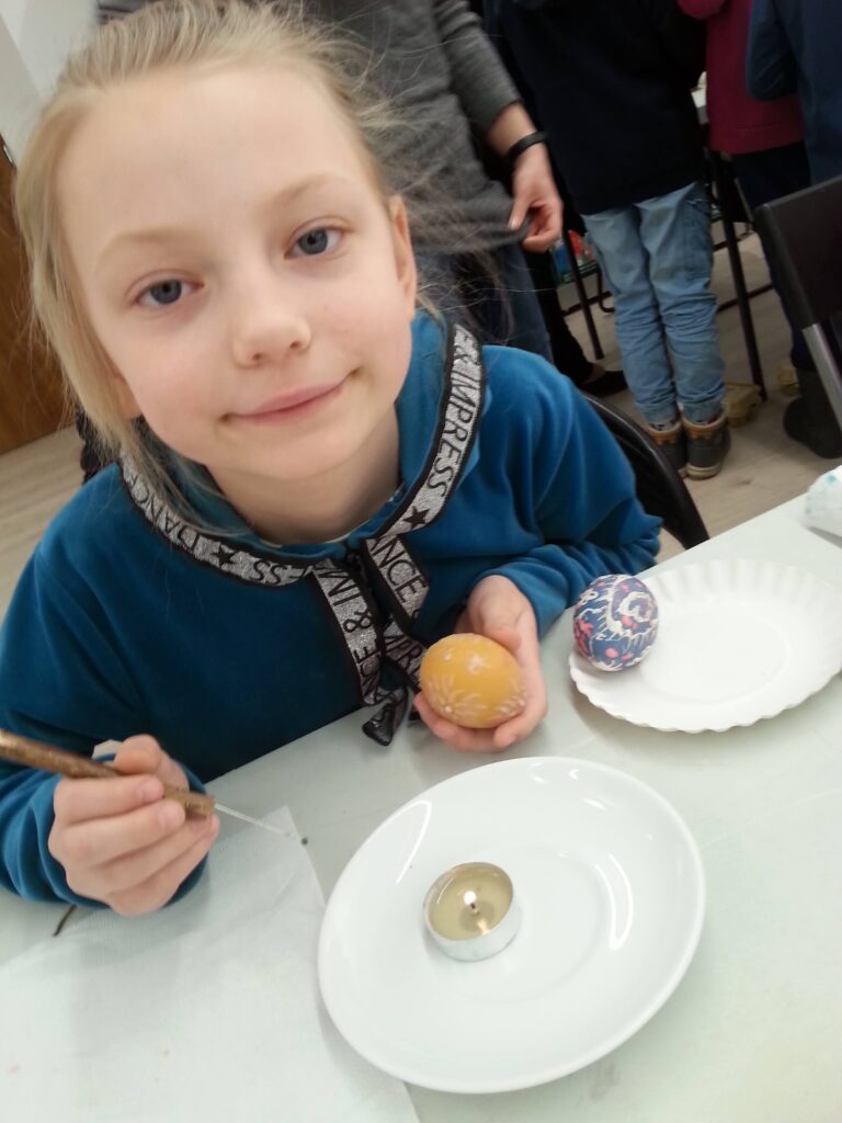 pisanie pisanek w mrj pisanie pisanek w mrj