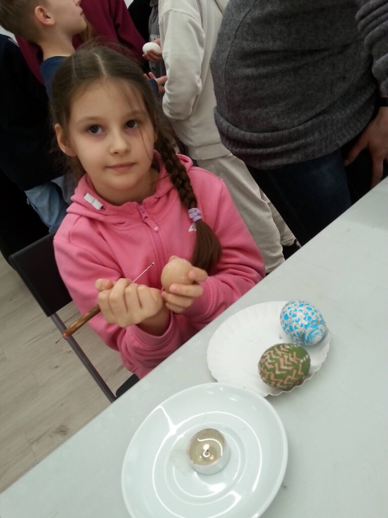 pisanie pisanek w mrj pisanie pisanek w mrj