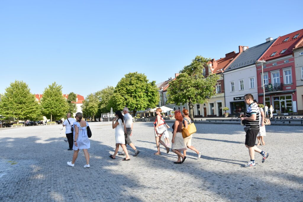 jasielskie wakacyjne spacery z przewodnikiem – 21.07.2022 jasielskie wakacyjne spacery z przewodnikiem – 21.07.2022