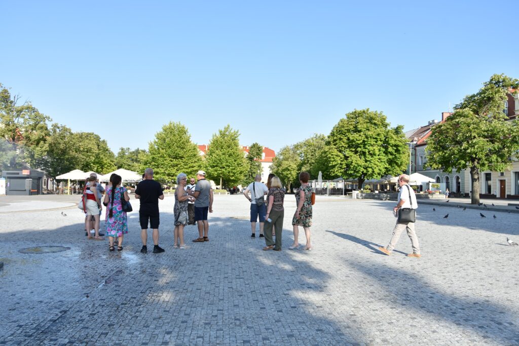 jasielskie wakacyjne spacery z przewodnikiem – 21.07.2022 jasielskie wakacyjne spacery z przewodnikiem – 21.07.2022