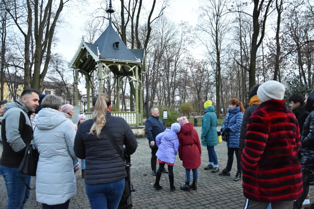 spotkanie integracyjne obywateli ukraińskich przebywających na terenie miasta jasła w muzeum regionalnym w jaśle im. dr. st. kadyiego. 22 listopad 2022.