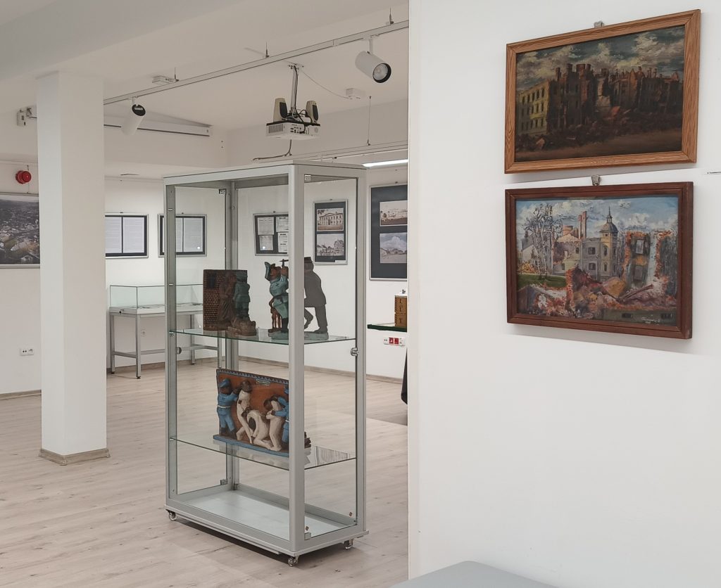 nowe gabloty ekspozycyjne i sprzęt multimedialny dla muzeum regionalnego w jaśle nowe gabloty ekspozycyjne i sprzęt multimedialny dla muzeum regionalnego w jaśle
